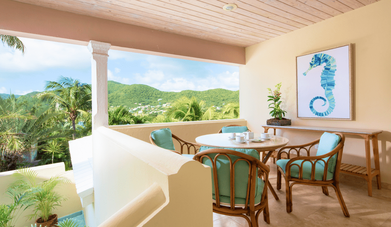 One Bedroom Bluff Suite 6